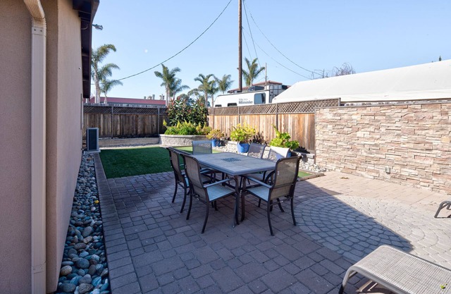 413 Longbranch - STR0090