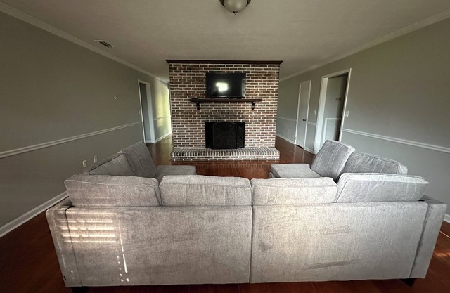 4BD Ranch Home in North Columbus with Pool, Entertainment, and WIFI! Enjoy!