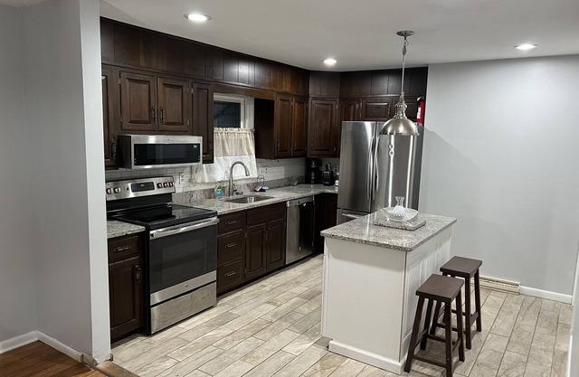 4Bd with pool near Sight & Sound, Spooky Nook Sport