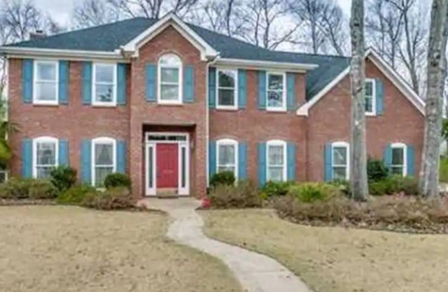 4BR 3.5ba 3400 ft2 Home With Short Drive to Campus