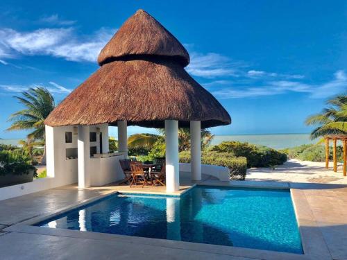 4BR Beach House Uaymitun Yucatan