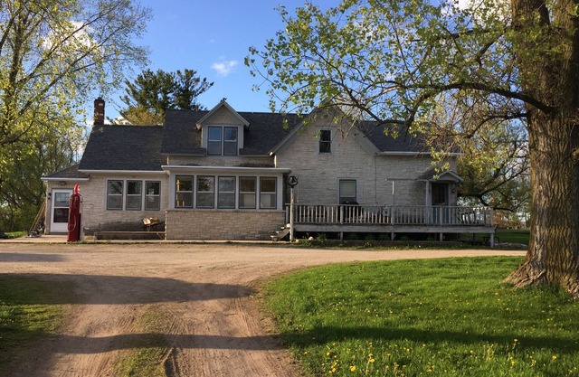 5 Bedroom House available