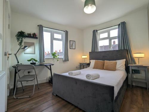 5 Ensuite Bedroom House Near Centre Free Parking