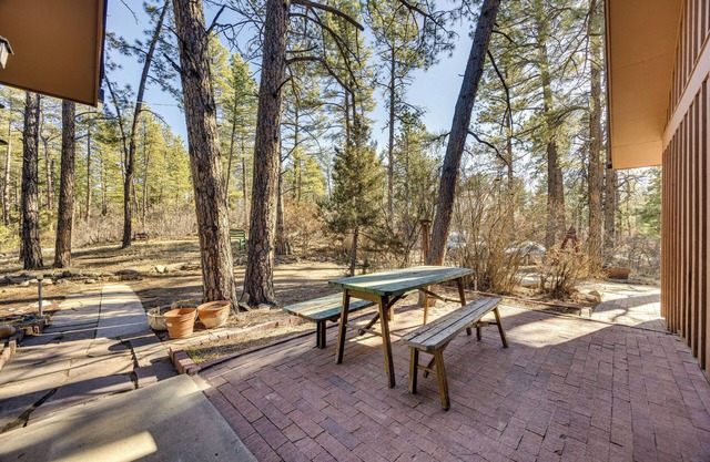 5 Mi to Castlewood Canyon: 'Grandma's House'