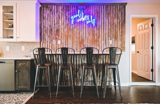 5 Min To Hershey w/Gameroom & Firepit