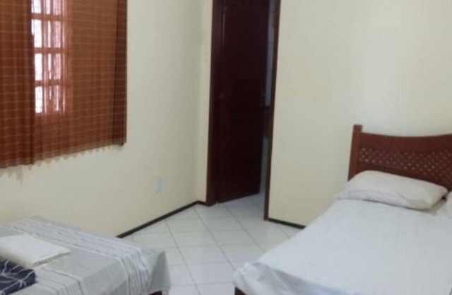 5 minutes to the largest South America water park! Family house with pool,garage