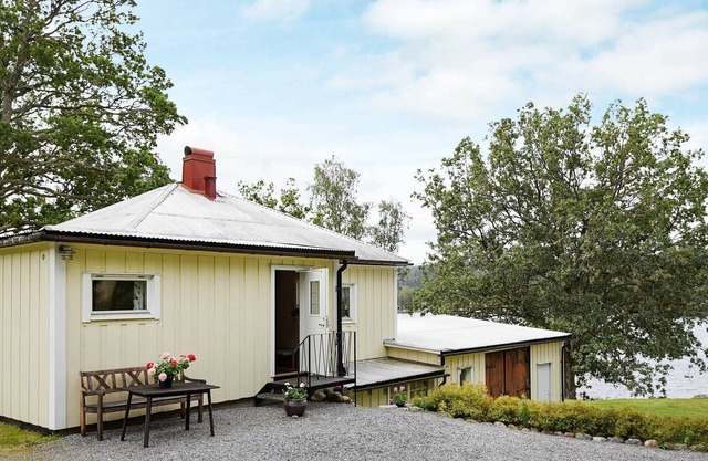 5 person holiday home in BULLAREN-By Traum