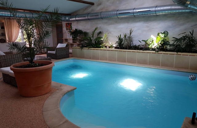 5 * property Very spacious, Indoor heated pool and Sauna