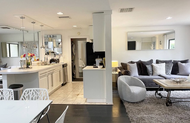 5 room TampaGolfVillas by AmericanVacationLiving