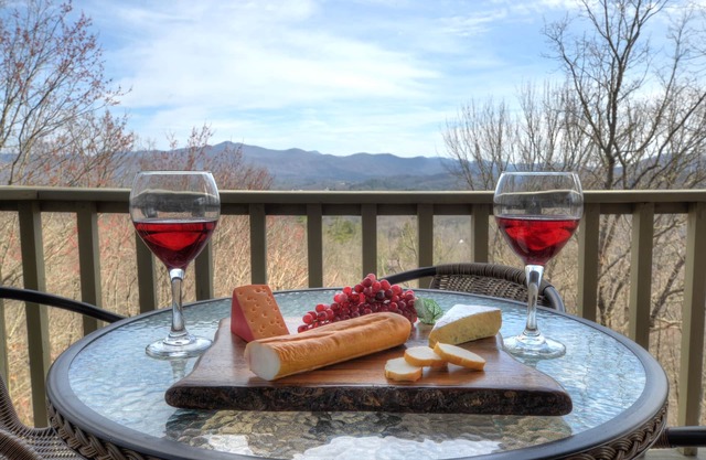 5-Star home OPEN for business in beautiful Franklin NCn