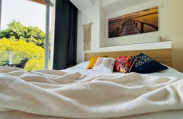 5 Star Iconic Studio · King & Double Bed · Cibeles