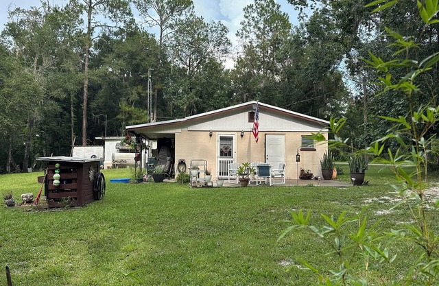 50's style Florida cottage