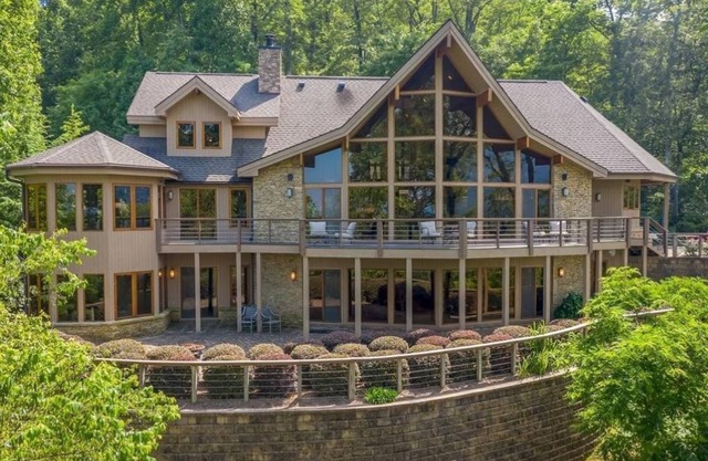 500 OFF WEEK RENTAL! Two weeks left!nMountain, Luxury, Panoramic View, Lake Lure