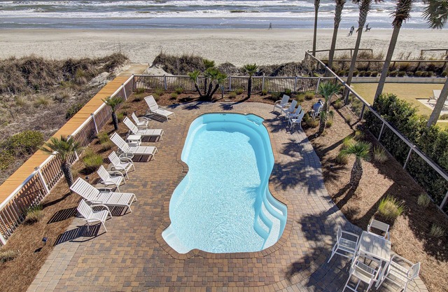 502 Ocean Blvd by AvantStay | Beachfront w/Pool & Ocean Views!