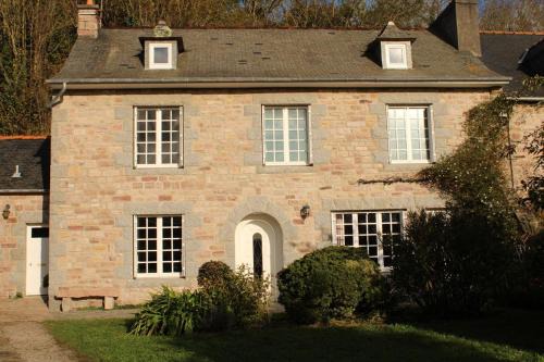 503 - Belle maison à Erquy à proximité du port et face à la plage