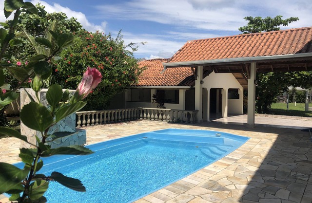 50mts FROM THE SEA, AIR CONDITIONING, WI-FI, SWIMMING POOL, BARBECUE, 15PETS, 7BATHROOMS, CANCHA