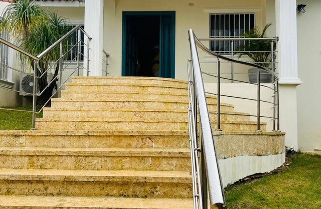 5BD/5BA guest-friendly villa w/waterfall pool & BBQ