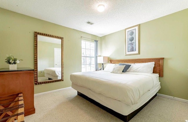 5min to lake & 20 to Columbia - Aerie Oaks Cottage