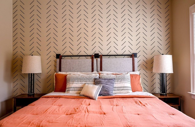 5min to the airport! King Bed Suite in the heart of Brier Creek