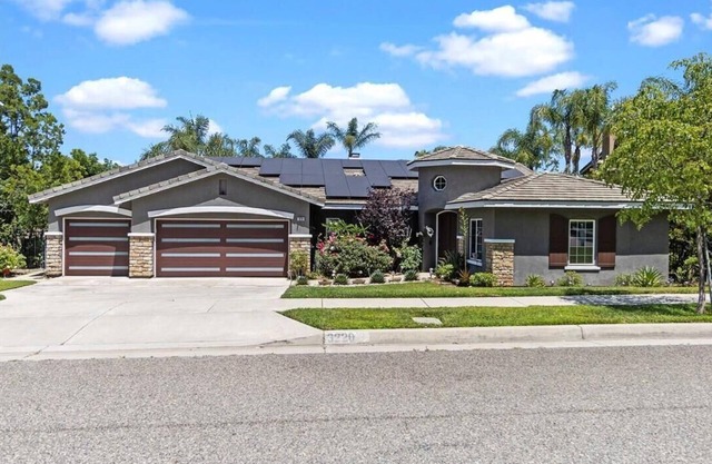 5star Home in Dos Lagos area-~Ideal to accommodate large groups, vacation home!