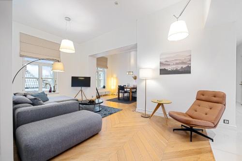 5Stories Luxury Space in Old Town with Care