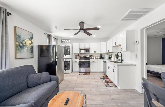 6.5 Miles from Downtown Phoenix