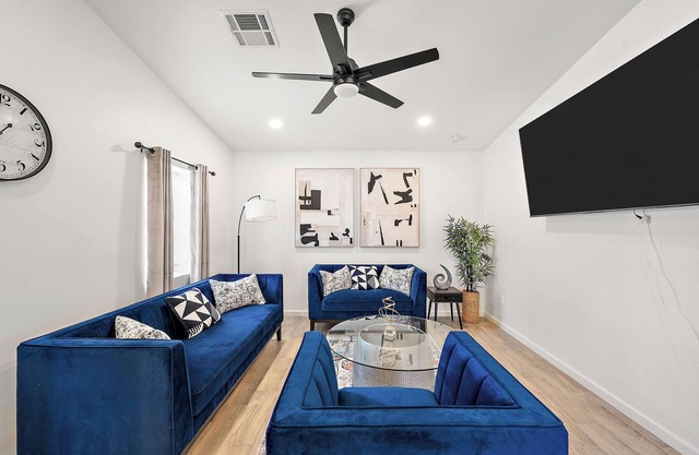 6.5 Miles From Downtown Phoenix