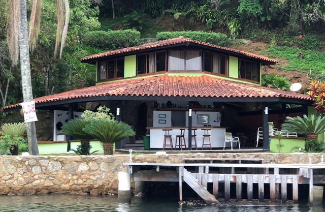 6 Bedroom Private vacation home in Angra dos Reis