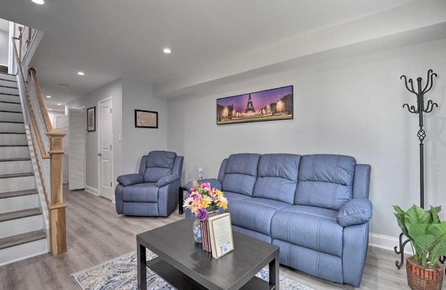 6 Mi to Ivy City Guesthouse with Fire Pit in DC!