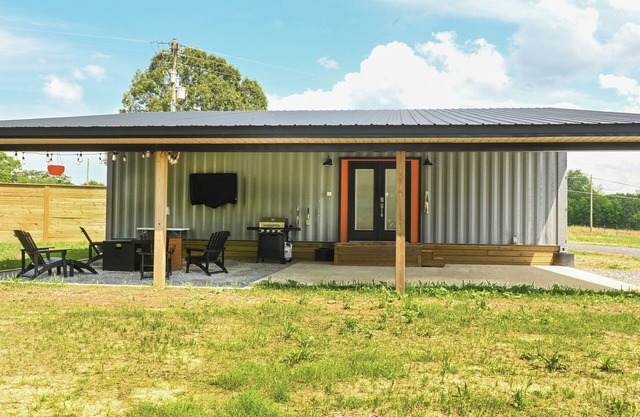 6 Min to the Lake-Angler & Stargazer Getaway + Boat Parking