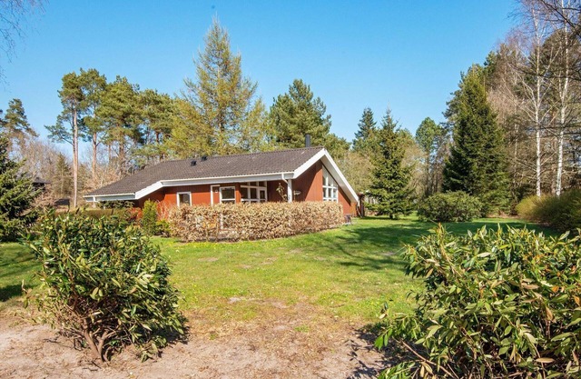 6 person holiday home in Ebeltoft