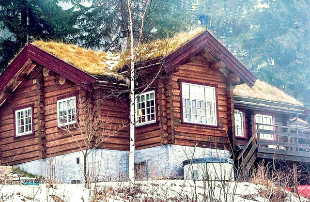 6 person holiday home in HURDAL