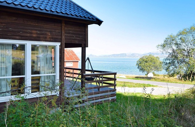 6 person holiday home in Sømna