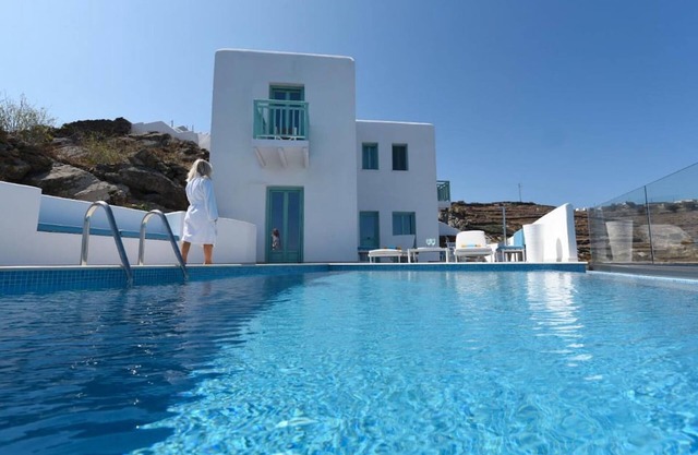 65 Stairs to Heaven Private Pool