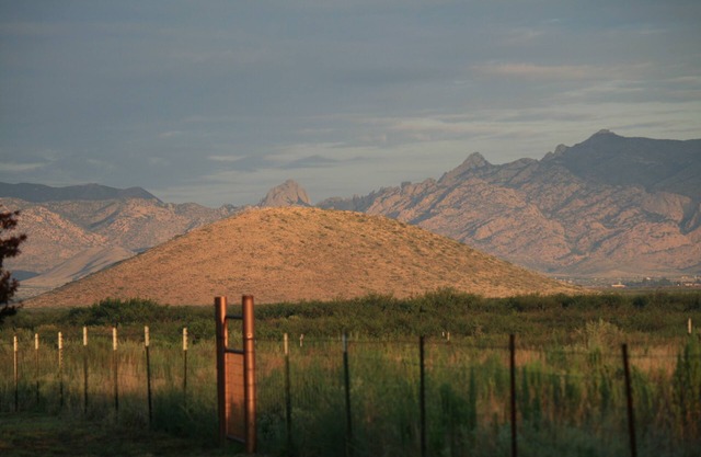 735WK 3 National Parks/3 Ghost Town/16 Wineries/25-Acre Birding Ranch Fun ~WIFI~
