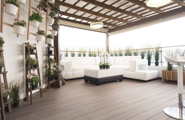 8-bdr Penthouse With A Private Rooftop & Jacuzzi