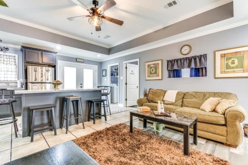 8 Mi to Dwtn Little Rock - Home with Fenced Yard!