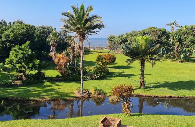 8 Oceans on the Beach 3 B/R Apartment