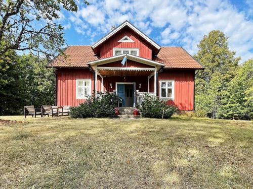 8 person holiday home in ÖRSJÖ-By Traum