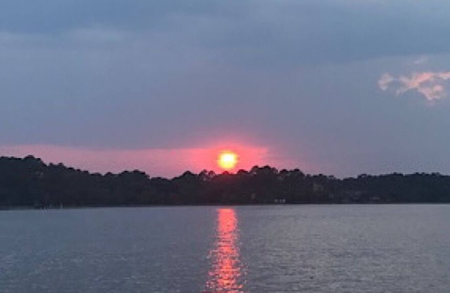 82 Palms~Gorgeous Waterfront Home