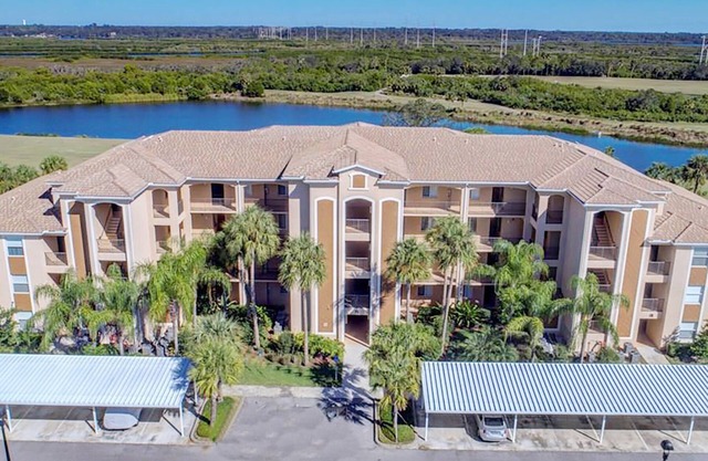 8205-305 Amazing view residence