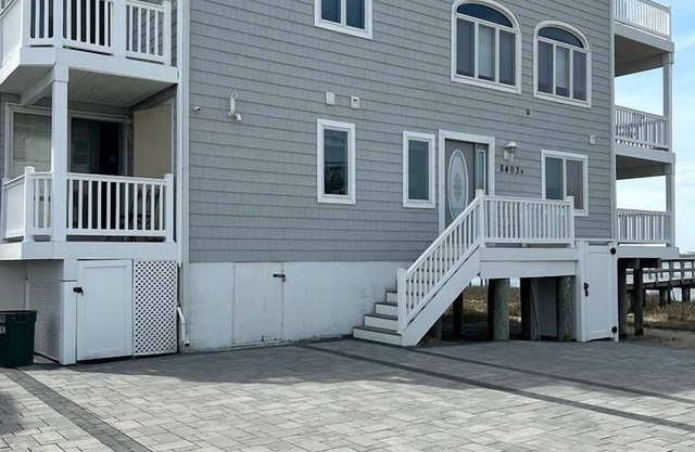 8403 Sounds Ave, Unit:North