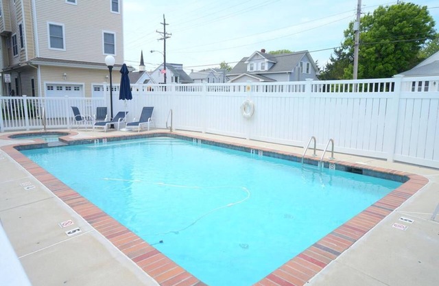 85 85th Street Unit 3