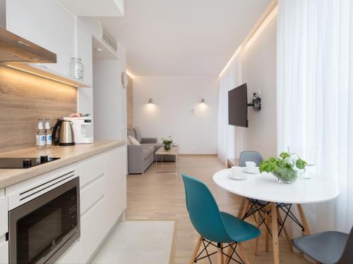 8ERA Business Executive Rotermanni Apartments