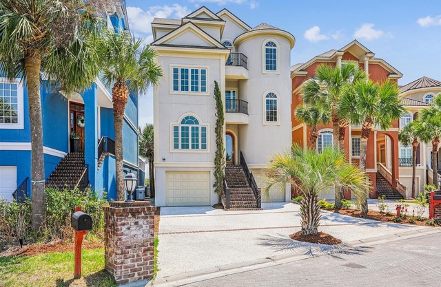 9 Singleton Beach, Newly Renovated, Oceanfront, Pool, Elevator, Free Golf