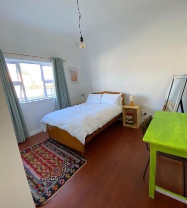 A 5 min walk to the beach