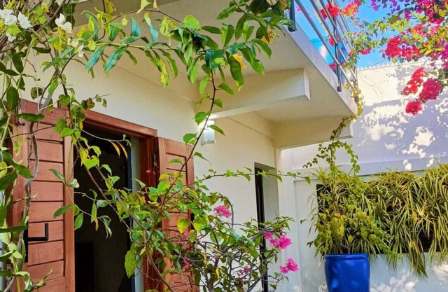 A beautiful modern residence 10 minutes from one of Nosy-Be's most beautiful beaches.