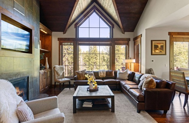 A/C in VIP Northstar Walk to 6 Pools Lifts Village