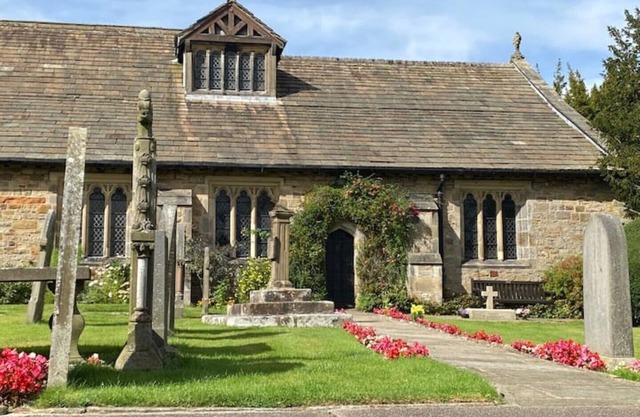 A Charming, Romantic Lodge with Panoramic Views