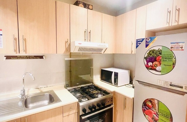 A fully furnished 2bedroom apartment located at Al Raffa.